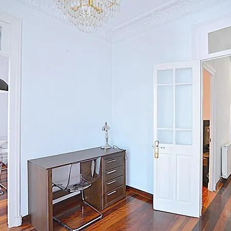 Gran Apartamento En 아파트